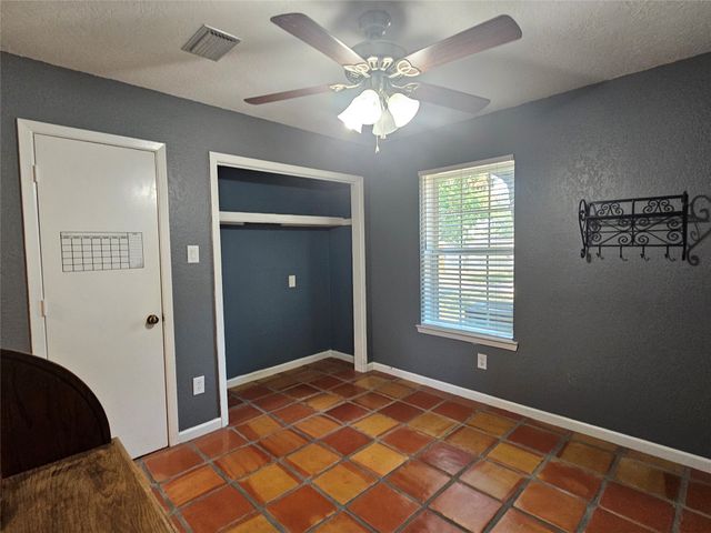 7239 Muse Court, Fort Worth, TX 76112