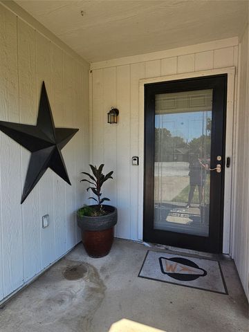 7239 Muse Court, Fort Worth, TX 76112