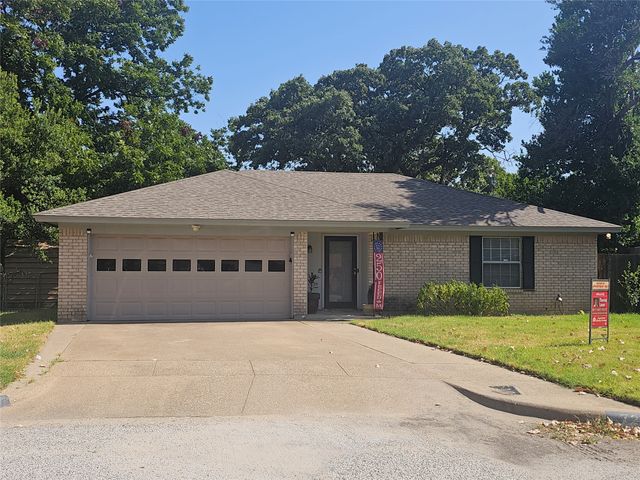 7239 Muse Court, Fort Worth, TX 76112