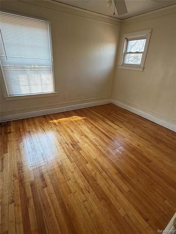 17189 Wisconsin Street, Detroit, MI 48221