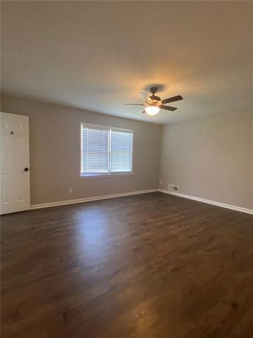 420 Atlanta Highway, Loganville, GA 30052