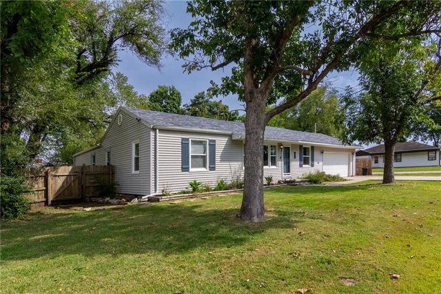 911 Turner Road, Pittsburg, KS 66762
