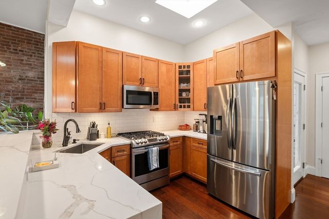 133 I St 3, Boston, MA 02127