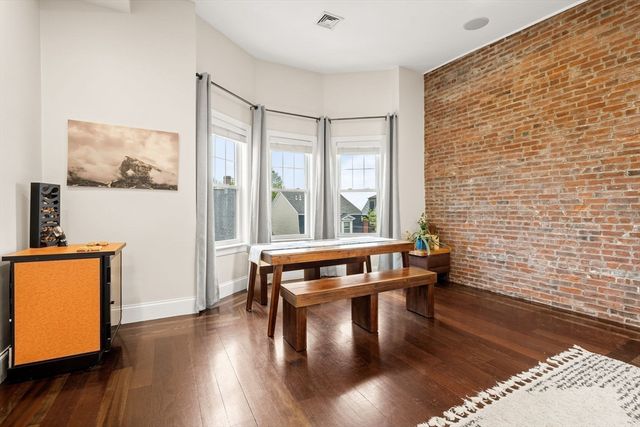 133 I St 3, Boston, MA 02127