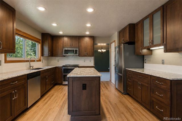 355 Peregrine Circle, Broomfield, CO 80020