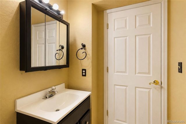 355 Peregrine Circle, Broomfield, CO 80020