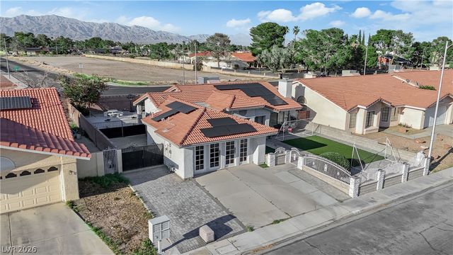 6208 Barkstone Avenue, Las Vegas, NV 89108