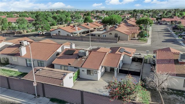 6208 Barkstone Avenue, Las Vegas, NV 89108