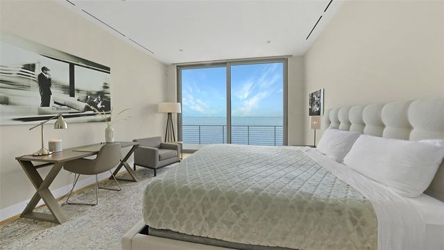 4123 BAY SHORE ROAD, Sarasota, FL 34234
