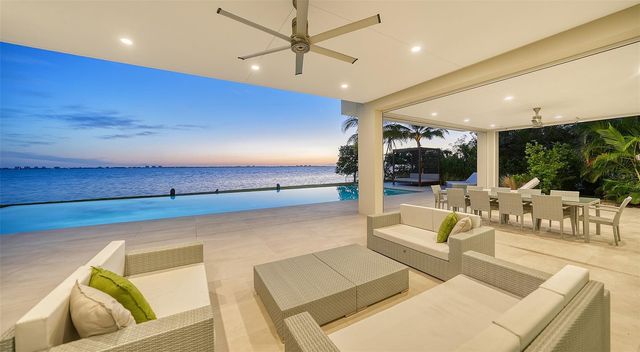 4123 BAY SHORE ROAD, Sarasota, FL 34234