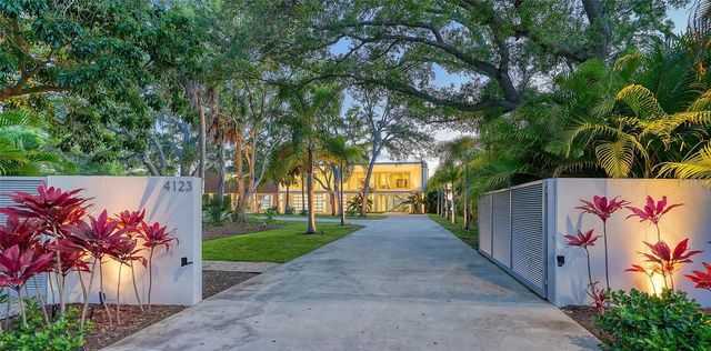 4123 BAY SHORE ROAD, Sarasota, FL 34234