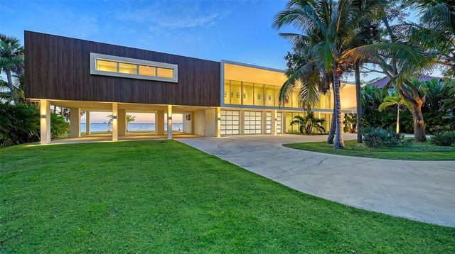 4123 BAY SHORE ROAD, Sarasota, FL 34234