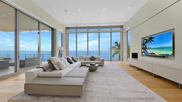 4123 BAY SHORE ROAD, Sarasota, FL 34234