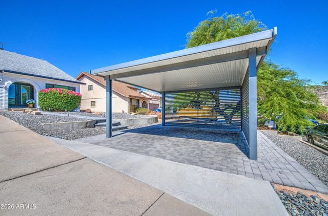 1214 E DESERT COVE Avenue, Phoenix, AZ 85020