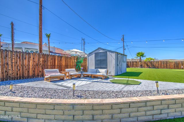 1214 E DESERT COVE Avenue, Phoenix, AZ 85020