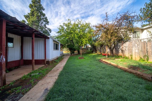 1945 Grand Coulee Boulevard, Shasta Lake, CA 96019