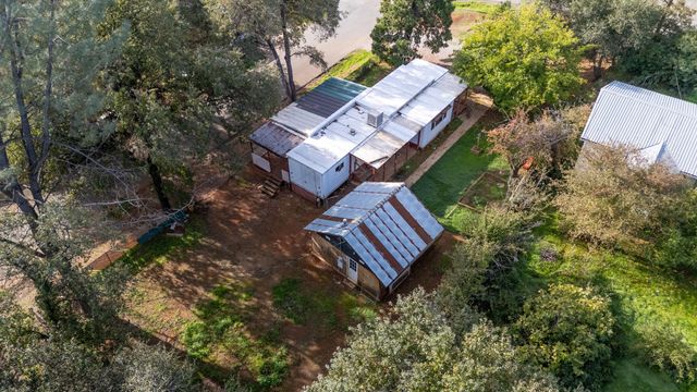 1945 Grand Coulee Boulevard, Shasta Lake, CA 96019