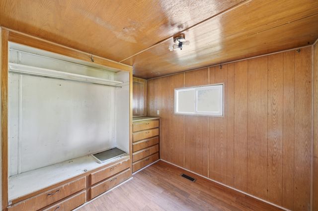 1945 Grand Coulee Boulevard, Shasta Lake, CA 96019