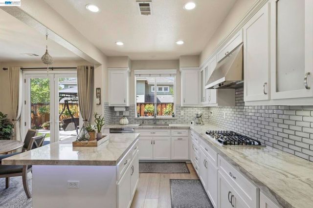 3001 Silva Way, San Ramon, CA 94582