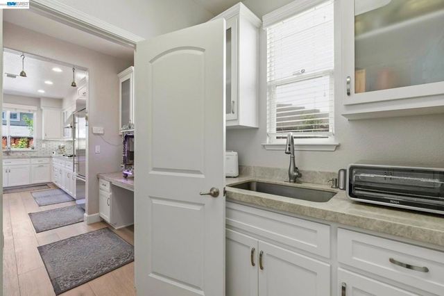 3001 Silva Way, San Ramon, CA 94582