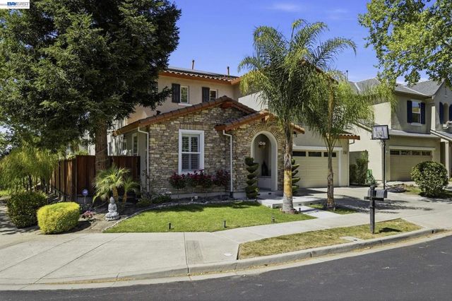 3001 Silva Way, San Ramon, CA 94582