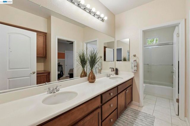 3001 Silva Way, San Ramon, CA 94582