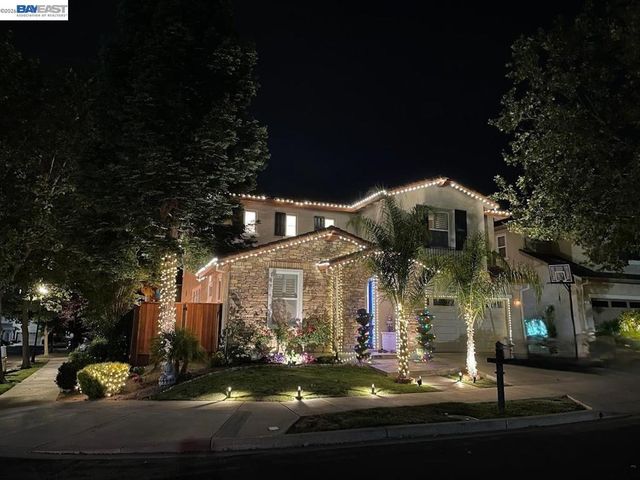 3001 Silva Way, San Ramon, CA 94582