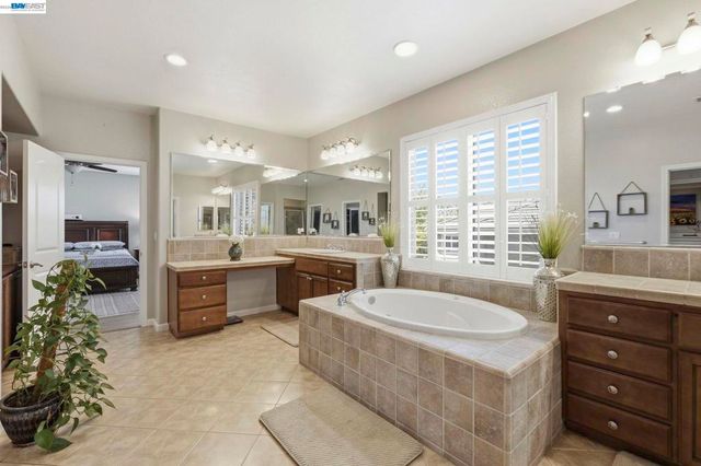 3001 Silva Way, San Ramon, CA 94582