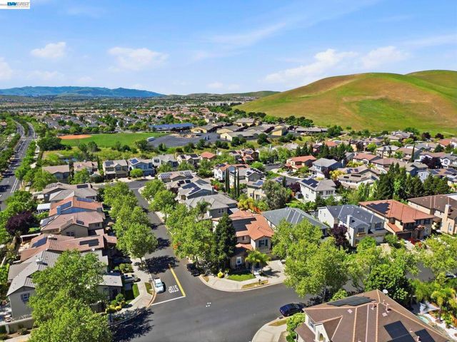 3001 Silva Way, San Ramon, CA 94582