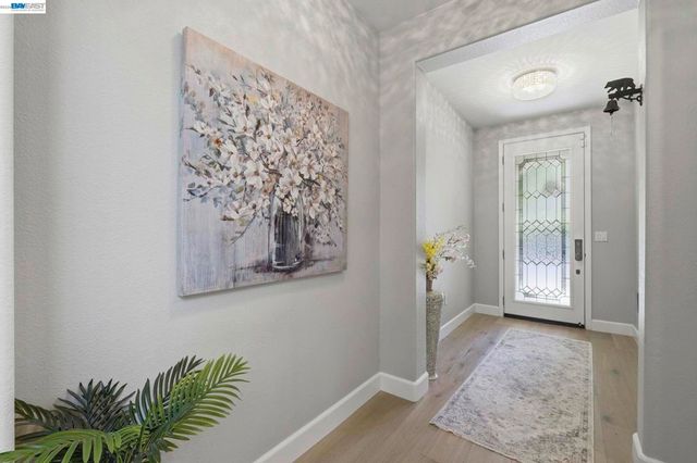 3001 Silva Way, San Ramon, CA 94582