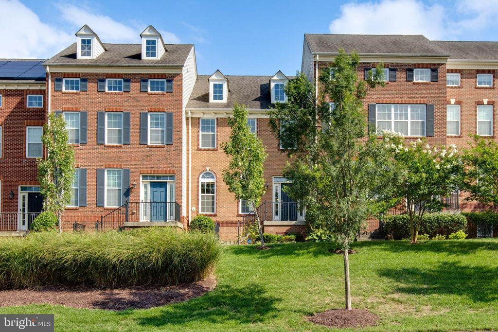 7652 ELMCREST RD, Hanover, MD 21076