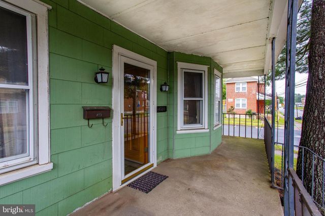 1200 4TH AVE, Essington, PA 19029