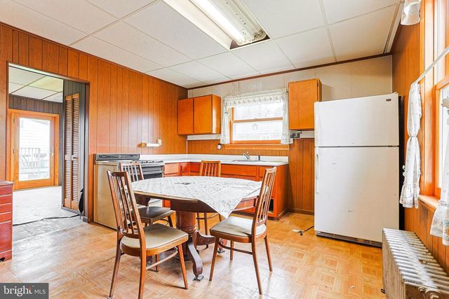 1200 4TH AVE, Essington, PA 19029