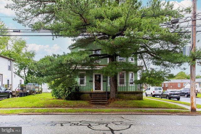 1200 4TH AVE, Essington, PA 19029