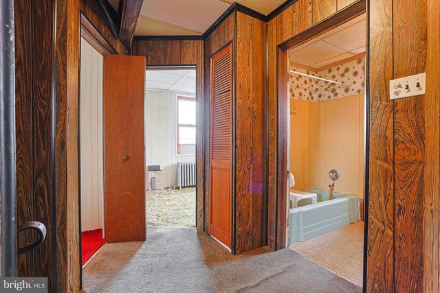 1200 4TH AVE, Essington, PA 19029