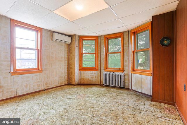 1200 4TH AVE, Essington, PA 19029