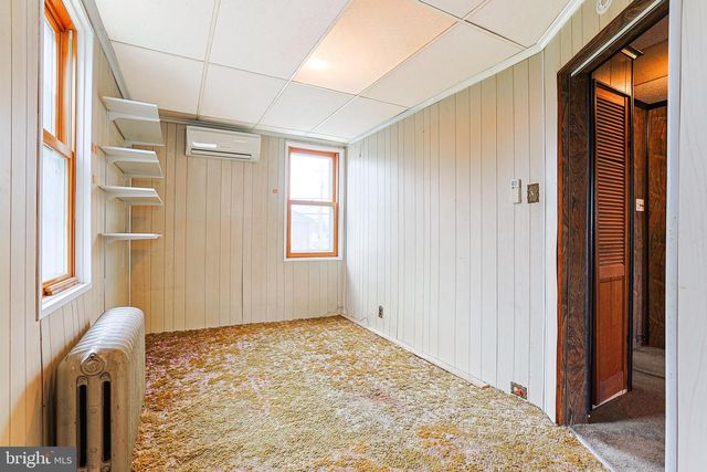 1200 4TH AVE, Essington, PA 19029