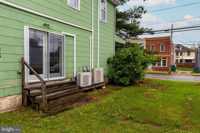 1200 4TH AVE, Essington, PA 19029