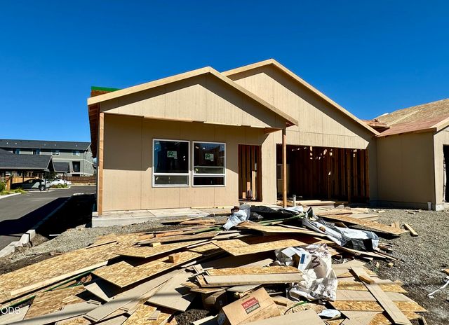 315 E Rapp Road, Talent, OR 97540