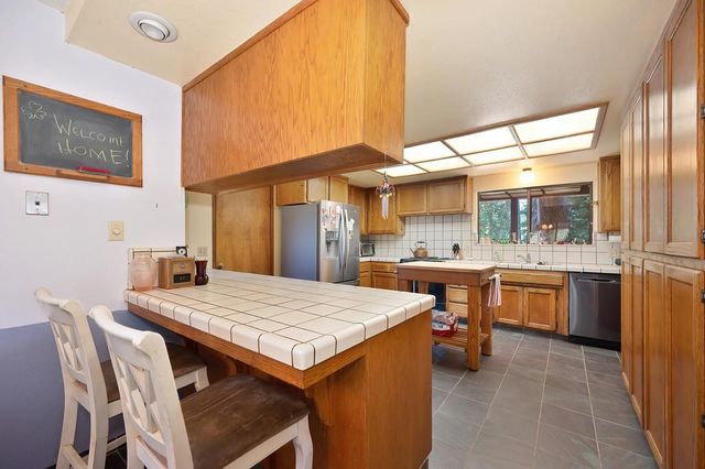 5090 Oak Ln, Garden Valley, CA 95633