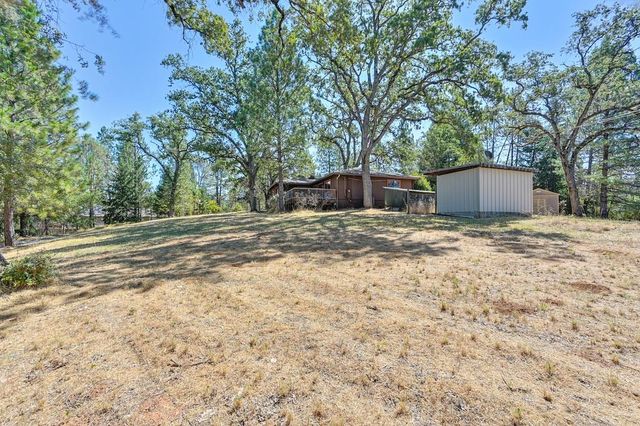 5090 Oak Ln, Garden Valley, CA 95633