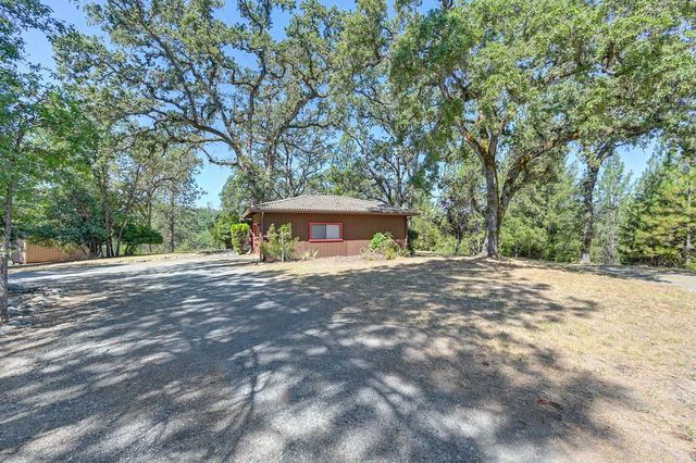 5090 Oak Ln, Garden Valley, CA 95633