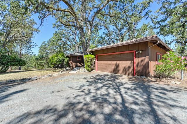 5090 Oak Ln, Garden Valley, CA 95633
