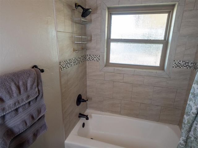 6301 S Broadway Avenue, Oklahoma City, OK 73139