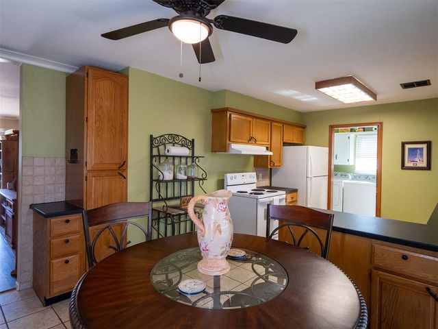 6301 S Broadway Avenue, Oklahoma City, OK 73139