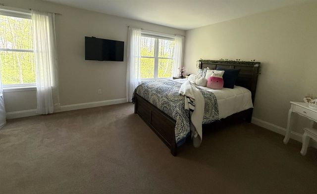68 Laurentide Lane, South Burlington, VT 05403