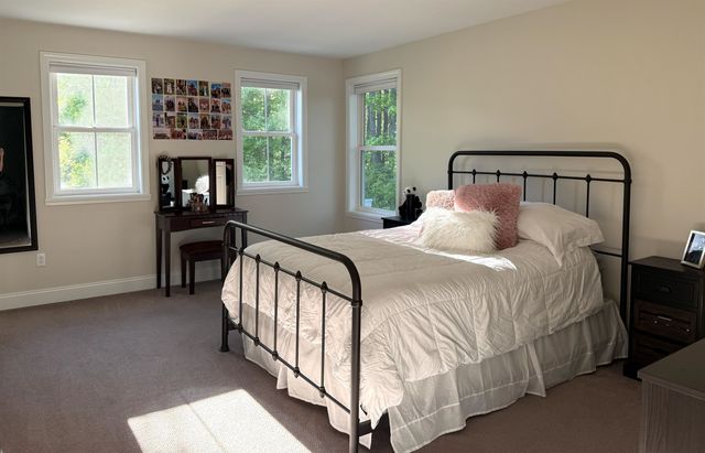68 Laurentide Lane, South Burlington, VT 05403