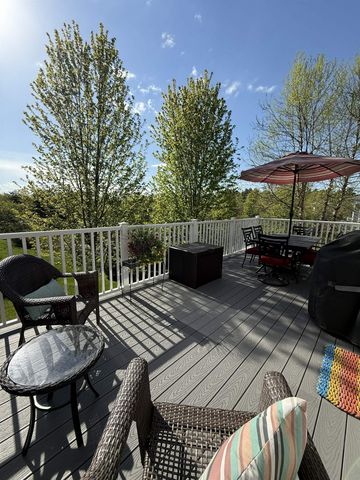 68 Laurentide Lane, South Burlington, VT 05403