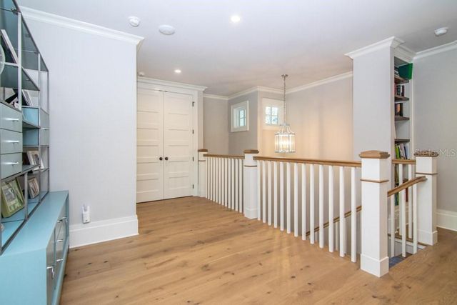 908 S DAKOTA AVENUE, Tampa, FL 33606