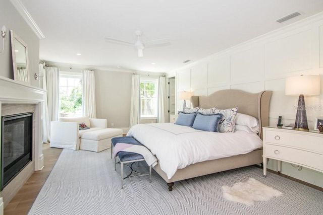 908 S DAKOTA AVENUE, Tampa, FL 33606